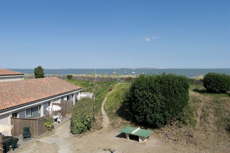 Residence Pierre & Vacances Le Fort De La Rade Île dʼAix エクステリア 写真